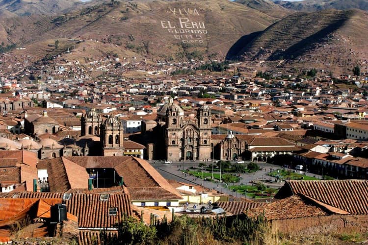 صورة - Wonders of Peru – 13 Days: Paracas, Nazca, Arequipa, Colca Valley, Puno, Cusco, Sacred Valley, Machu Picchu, French-speaking guide