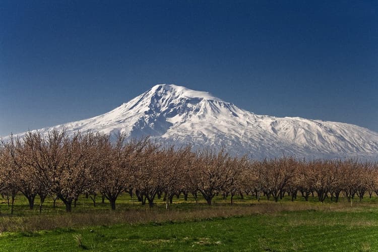 Imagem - Departure Guaranteed Tour to Georgia and Armenia