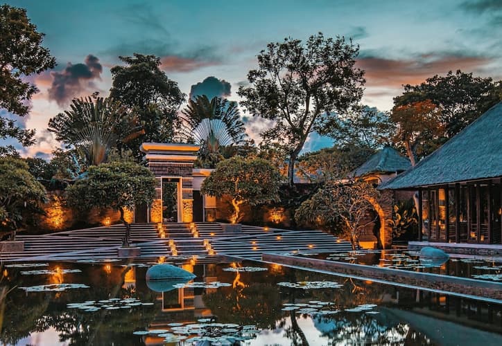 Şəkil - Beauty & Romance in Indonesia