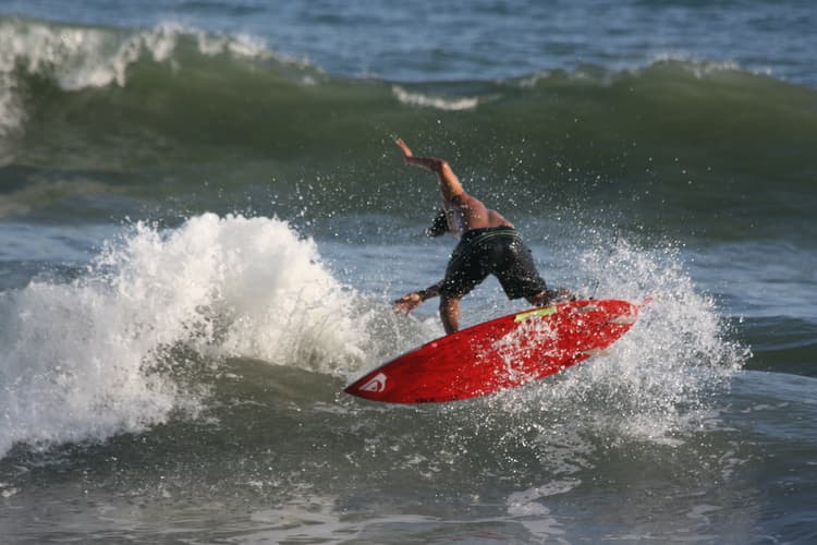 Image - Surfeando en la Costa Pacífica Nivel Principiante  - Self drive (seguro básico)