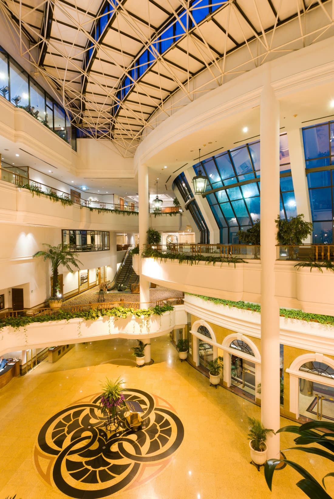 Montien Riverside Hotel Bangkok