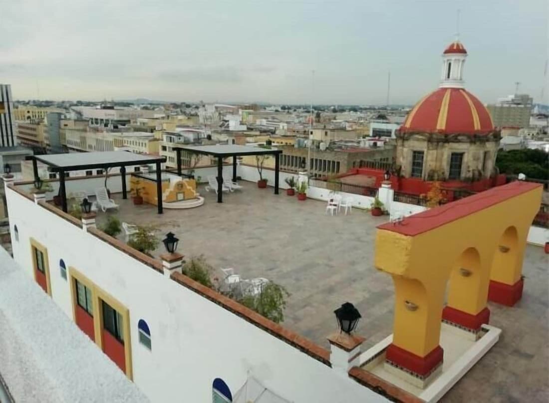 Hotel De Mendoza