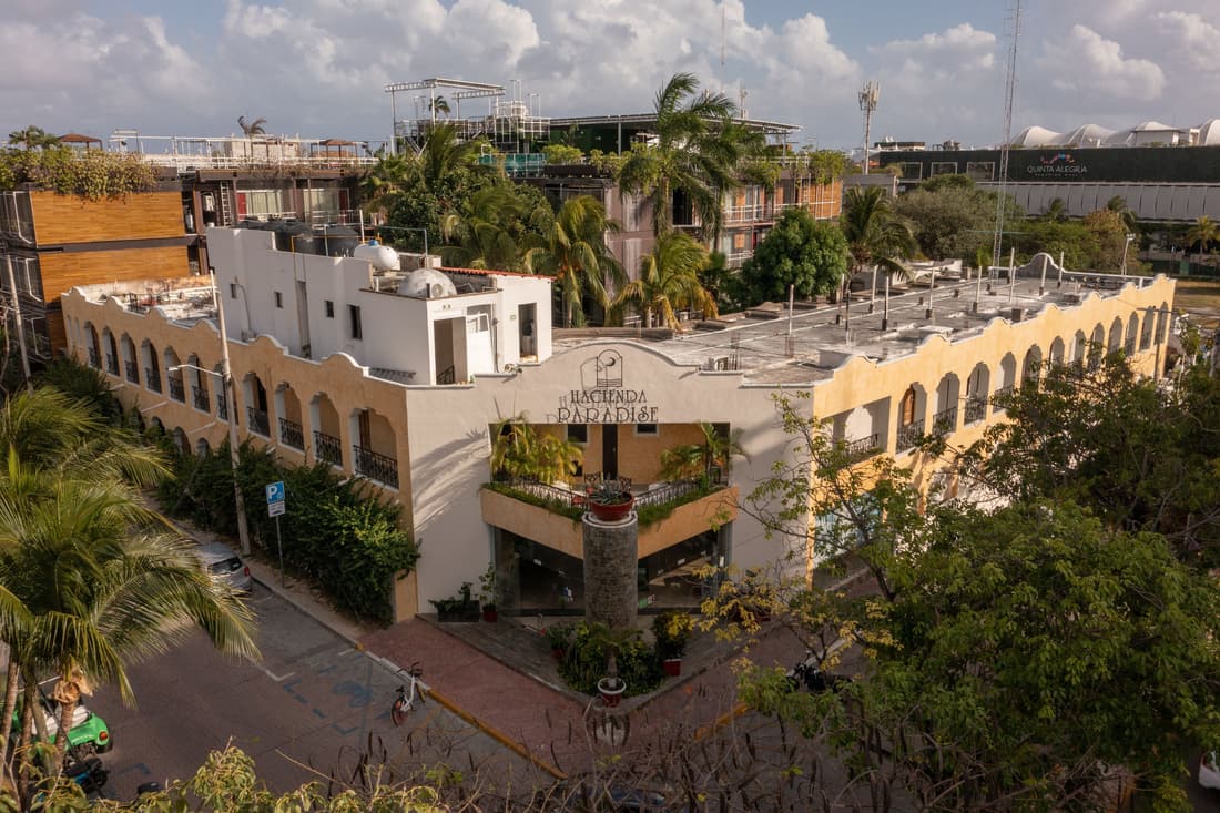 Hotel Hacienda Paradise