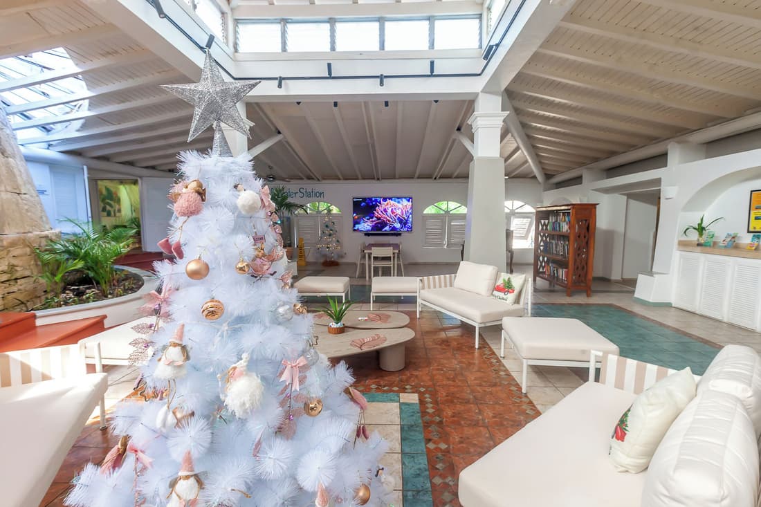 Ocean Point Beach Resort & Spa - Adults Only