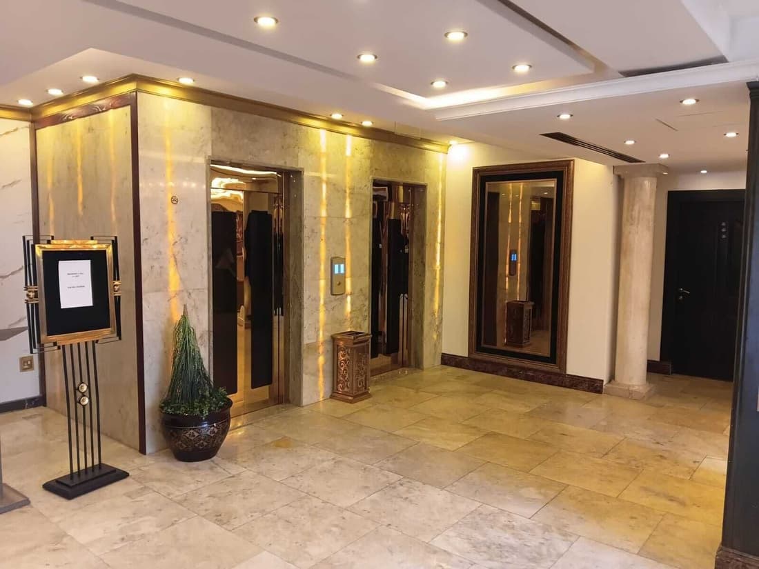 Strand Hotel