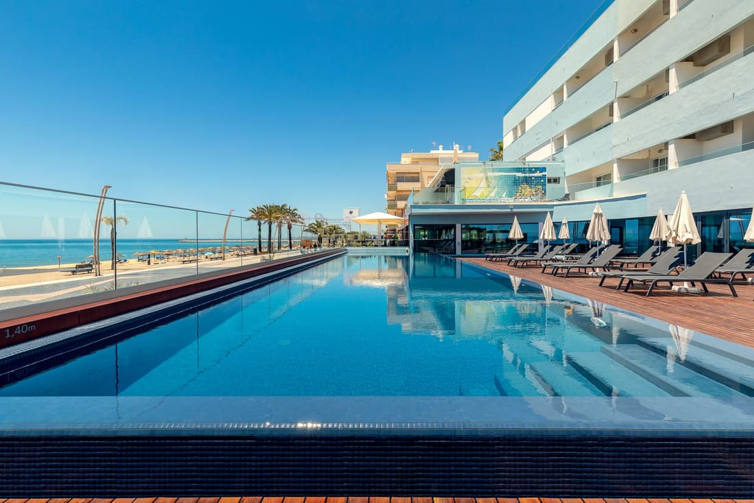 Dom Jose Beach Hotel