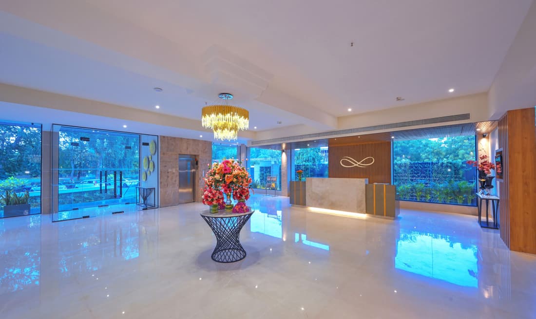 Royale Sarovar Portico Agra