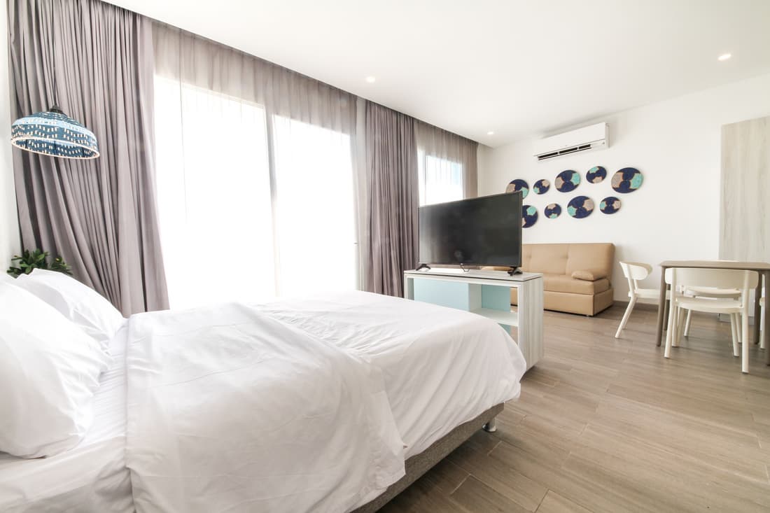 Azure Lofts & Pool Hotel