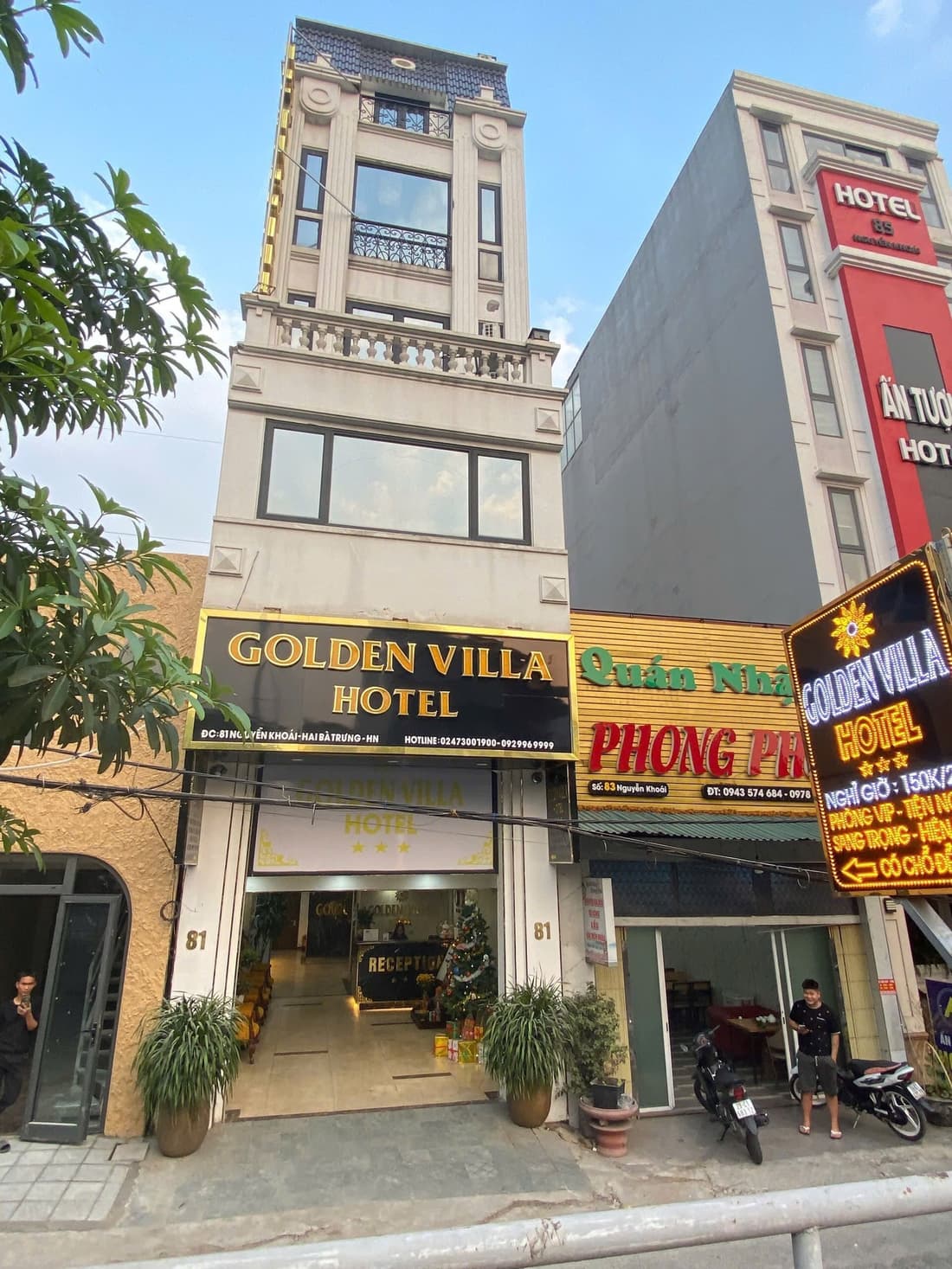 Golden Hotel