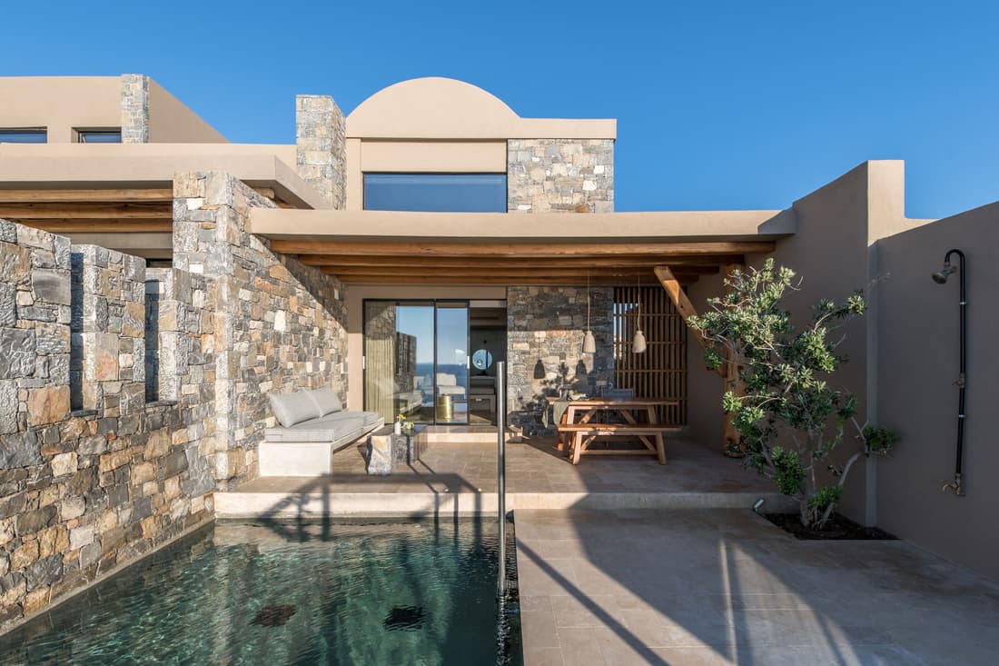 Acro Wellness Suites - Adults Only