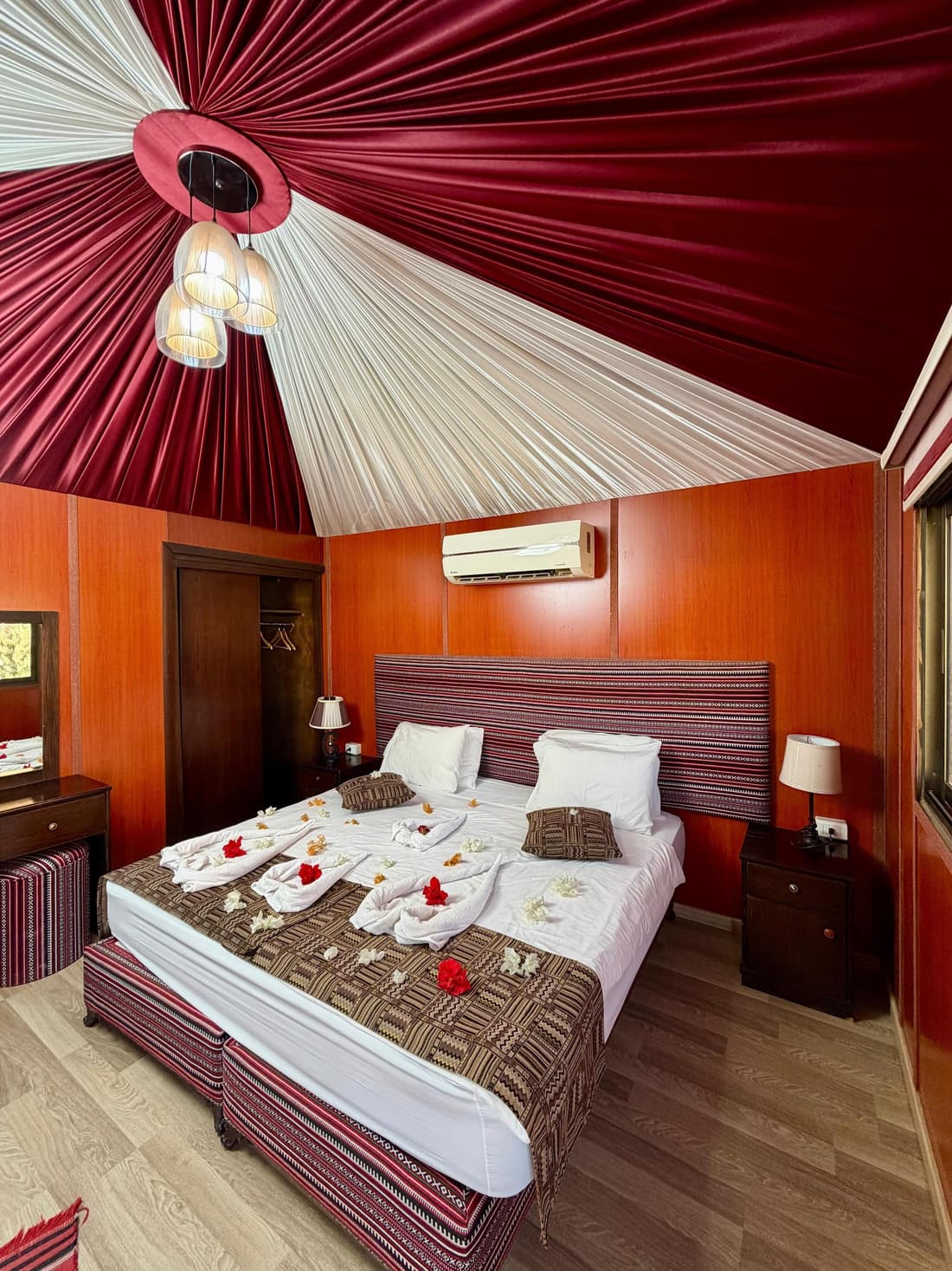 Rum Oasis Luxury Camp