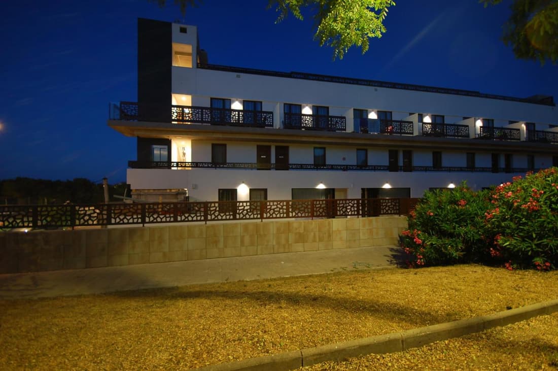 Resort Sitges Apartment Parking