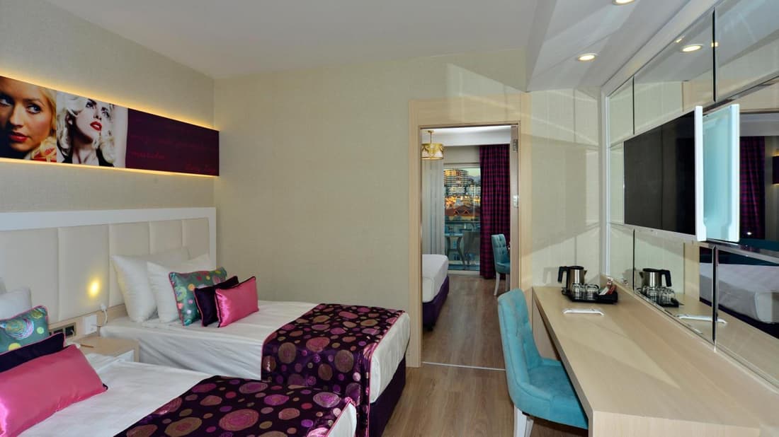 Azura Deluxe Resort & Spa - Ultra All Inclusive