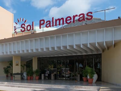 HOTEL PALMERAS