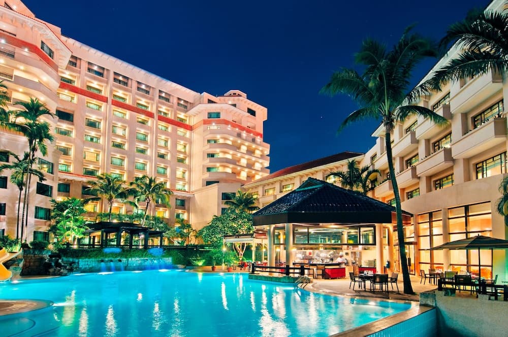 Paradox Singapore Merchant Court at Clarke Quay