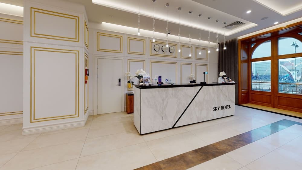 Sky Hotel Kraków