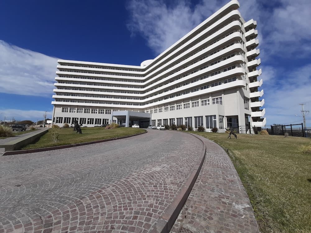 Rayentray Grand Hotel