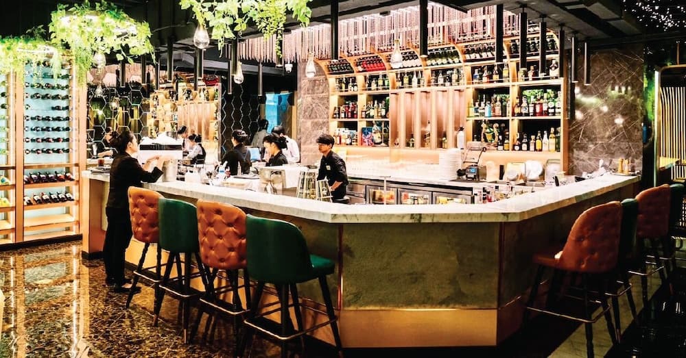 Topland Hotel & Convention Centre, Restaurant