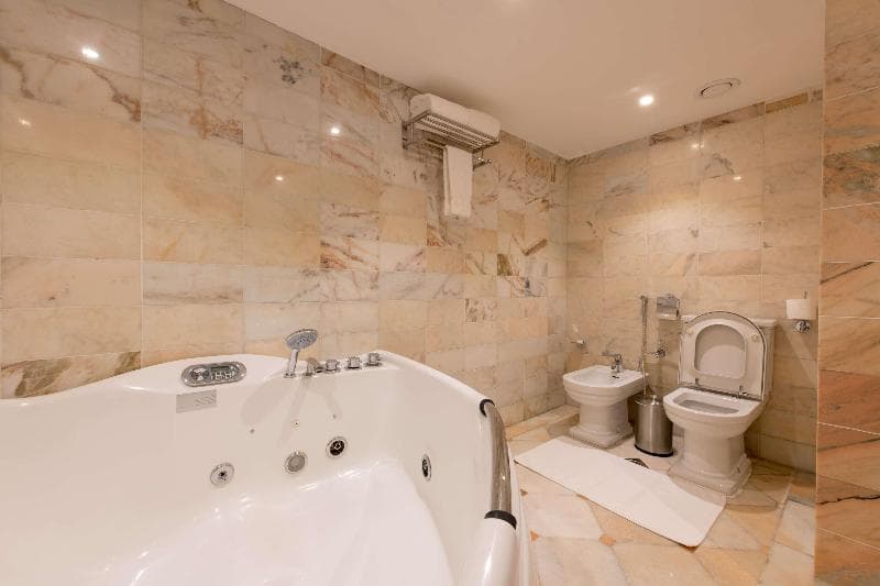 Ramada by Wyndham Continental Jeddah, Room