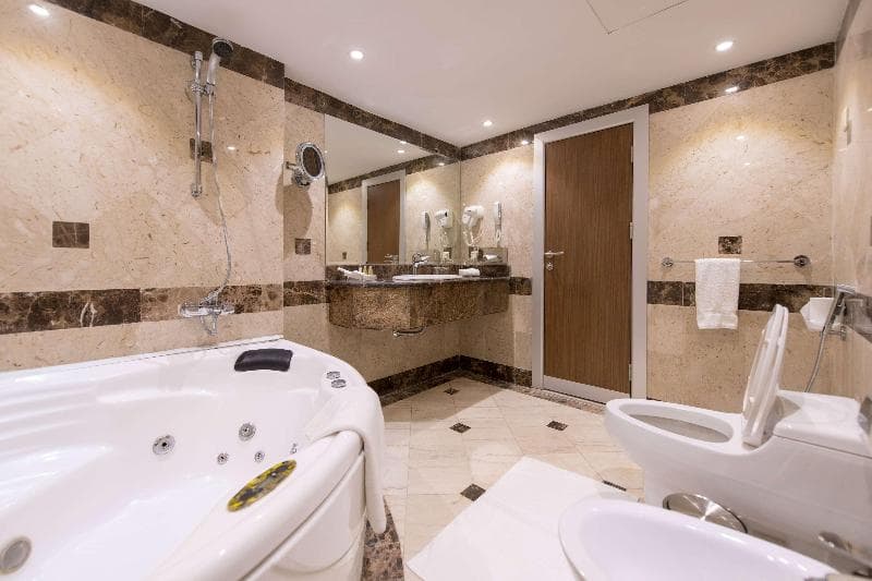 Ramada by Wyndham Continental Jeddah, Room