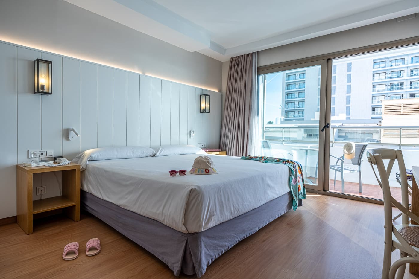 Estival Torrequebrada, Room