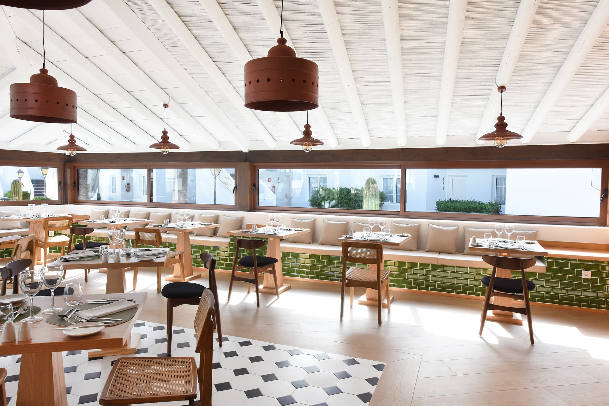 H10 White Suites Boutique Hotel - Adults Only, Restaurant