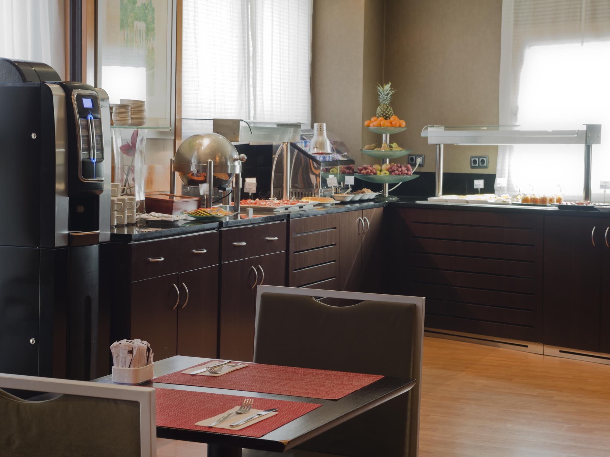 Crisol Via Castellana, Restaurant