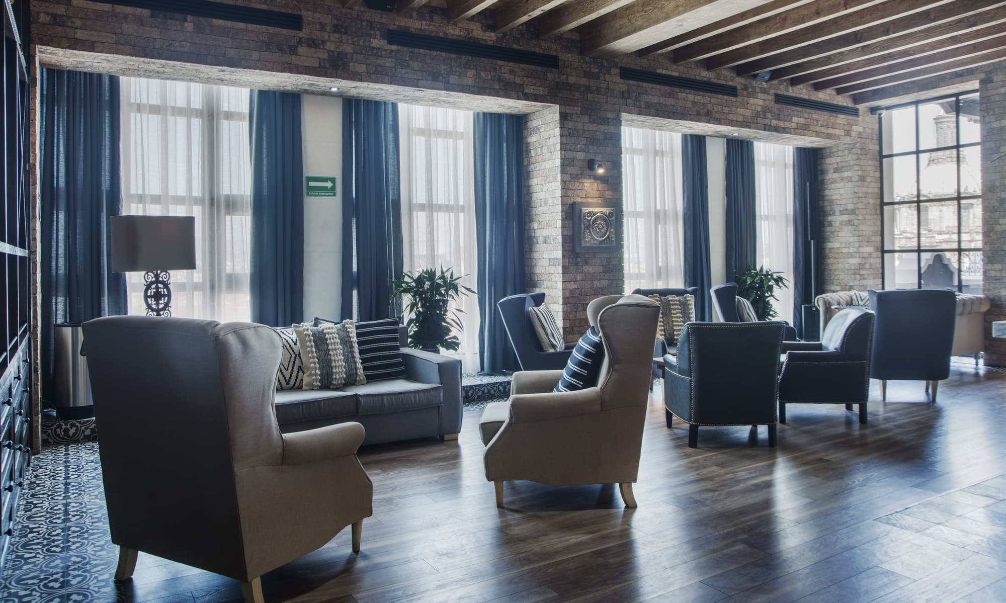 Zocalo Central, Food & Beverages Included, Restaurant