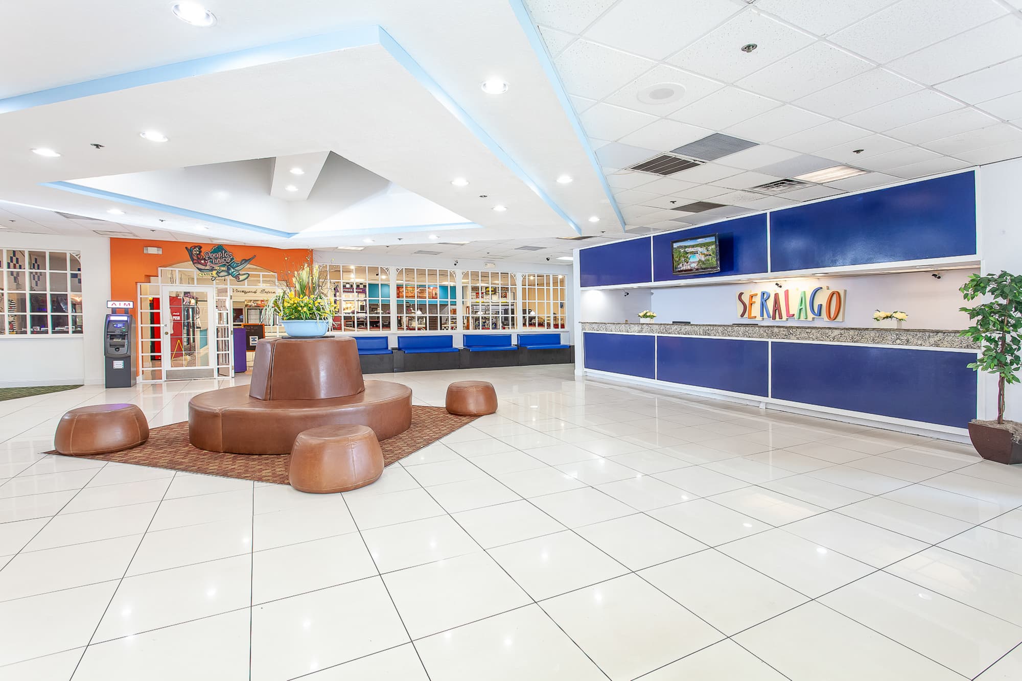 Seralago Hotel and Suites Main Gate East, Lobby