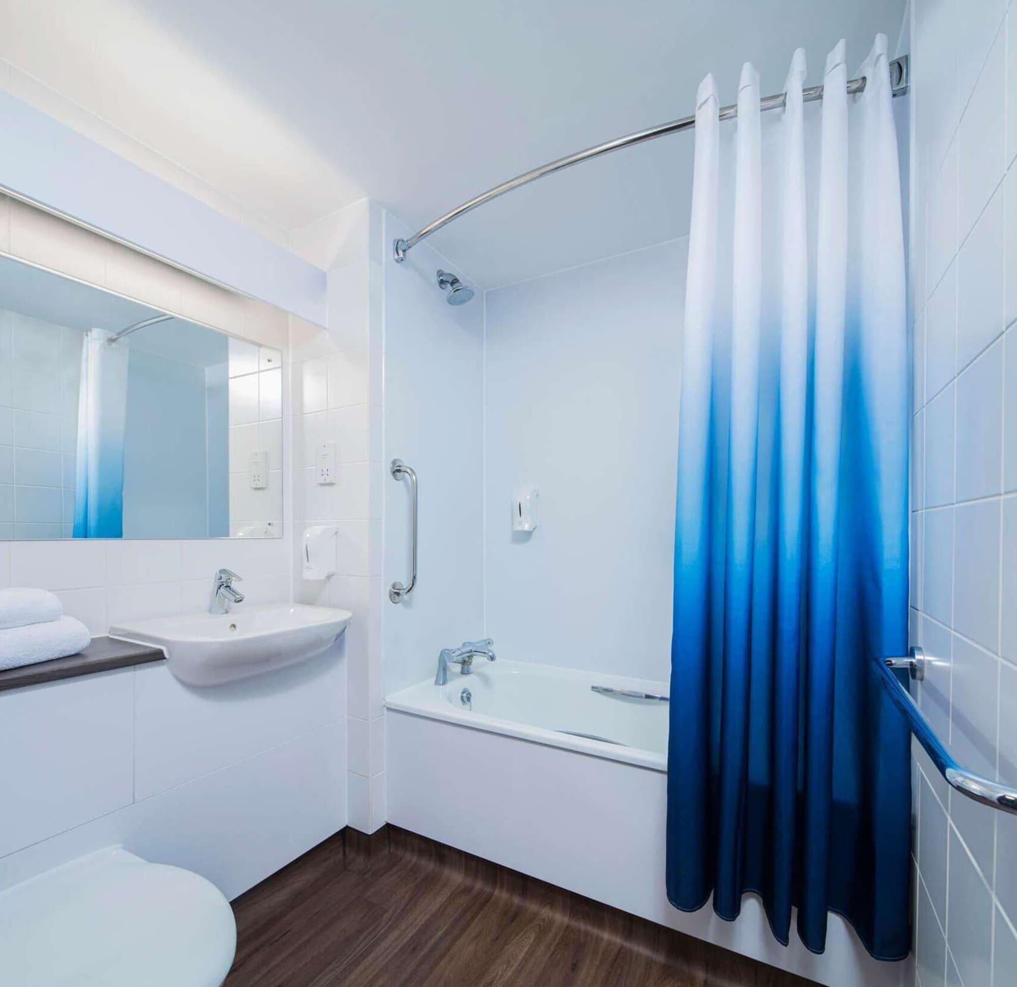 Travelodge Kings Cross Royal Scot, Room