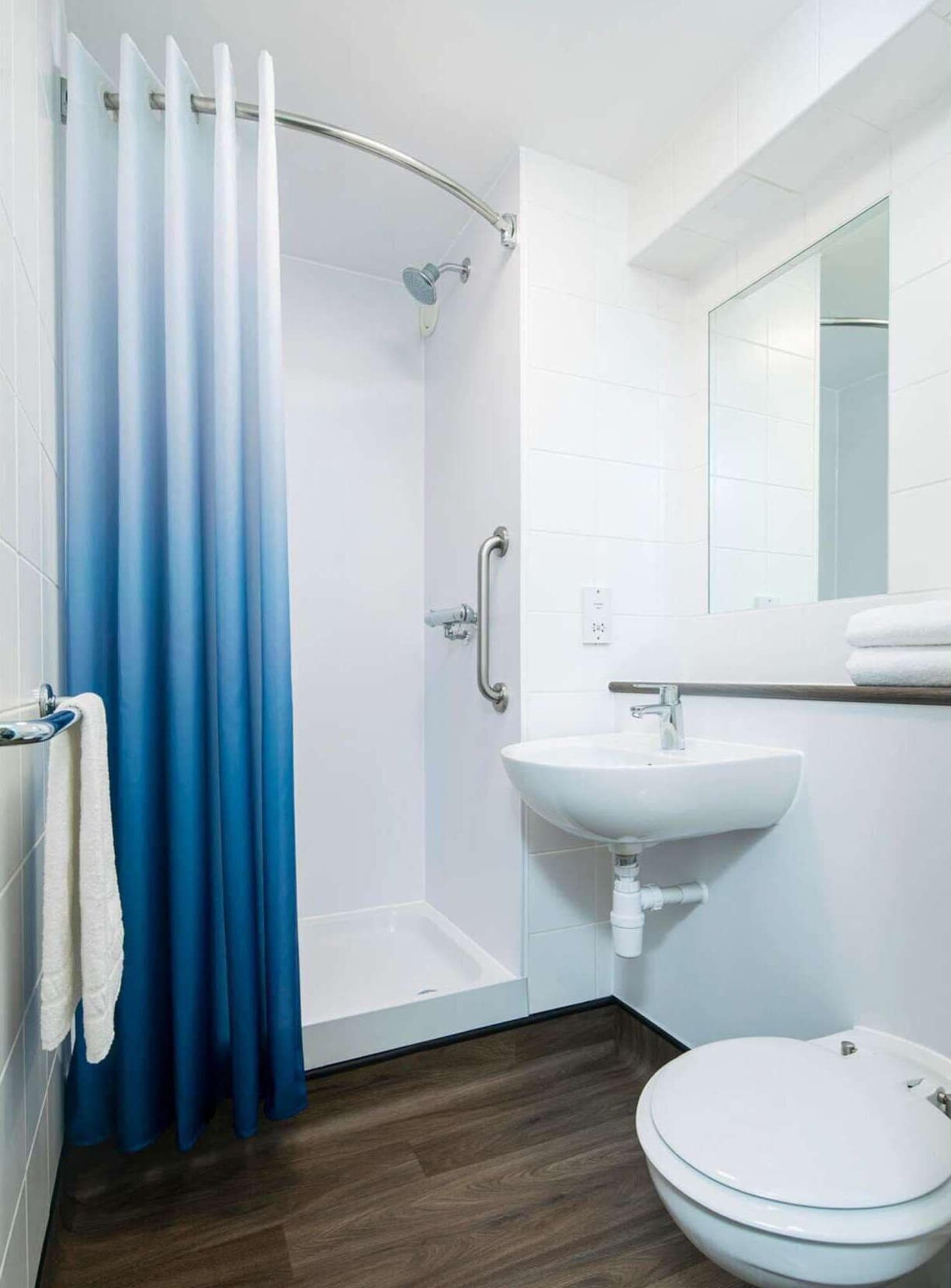 Travelodge Kings Cross Royal Scot, Room