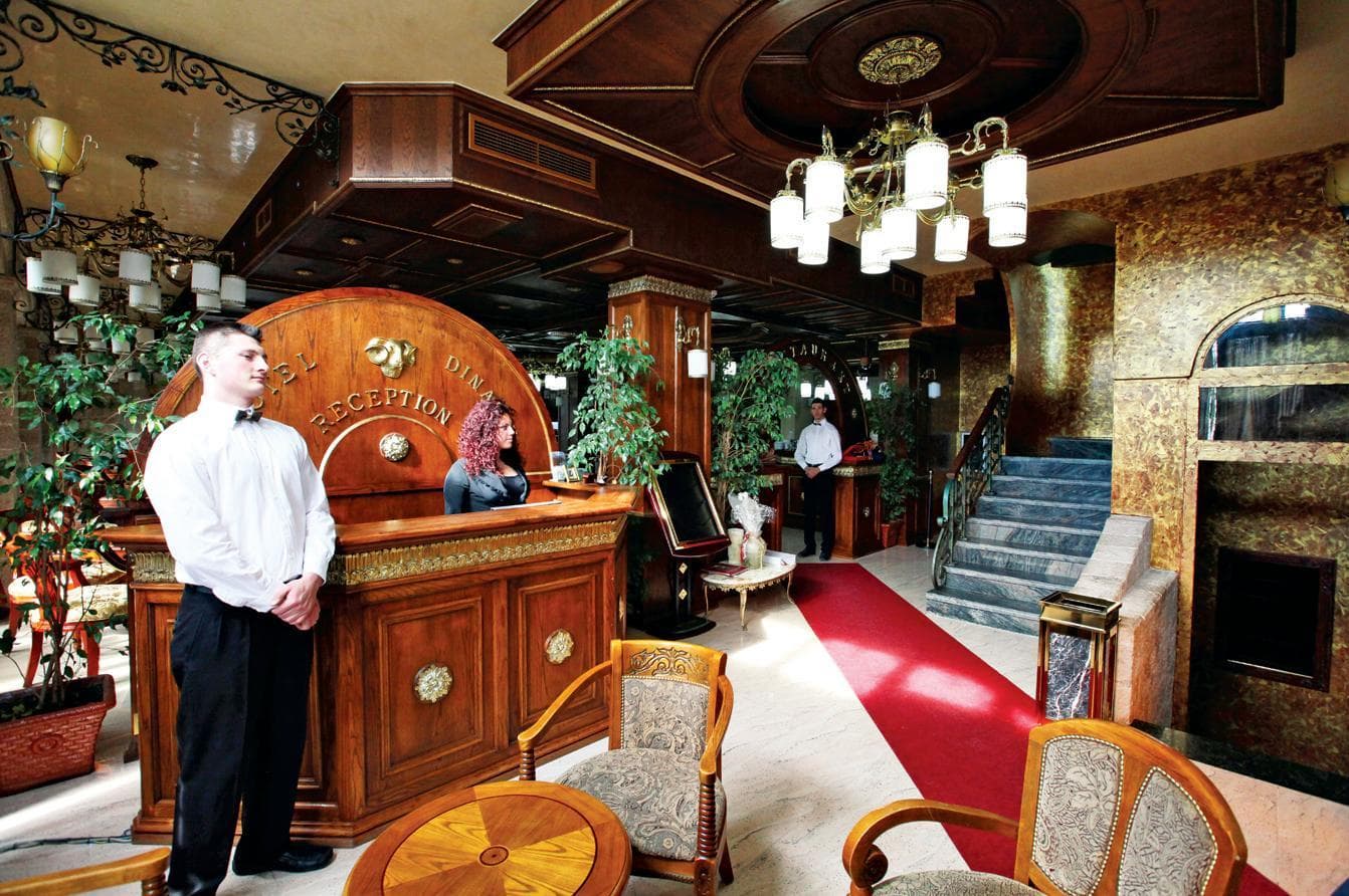 Dinasty Hotel Rezidence, Lobby