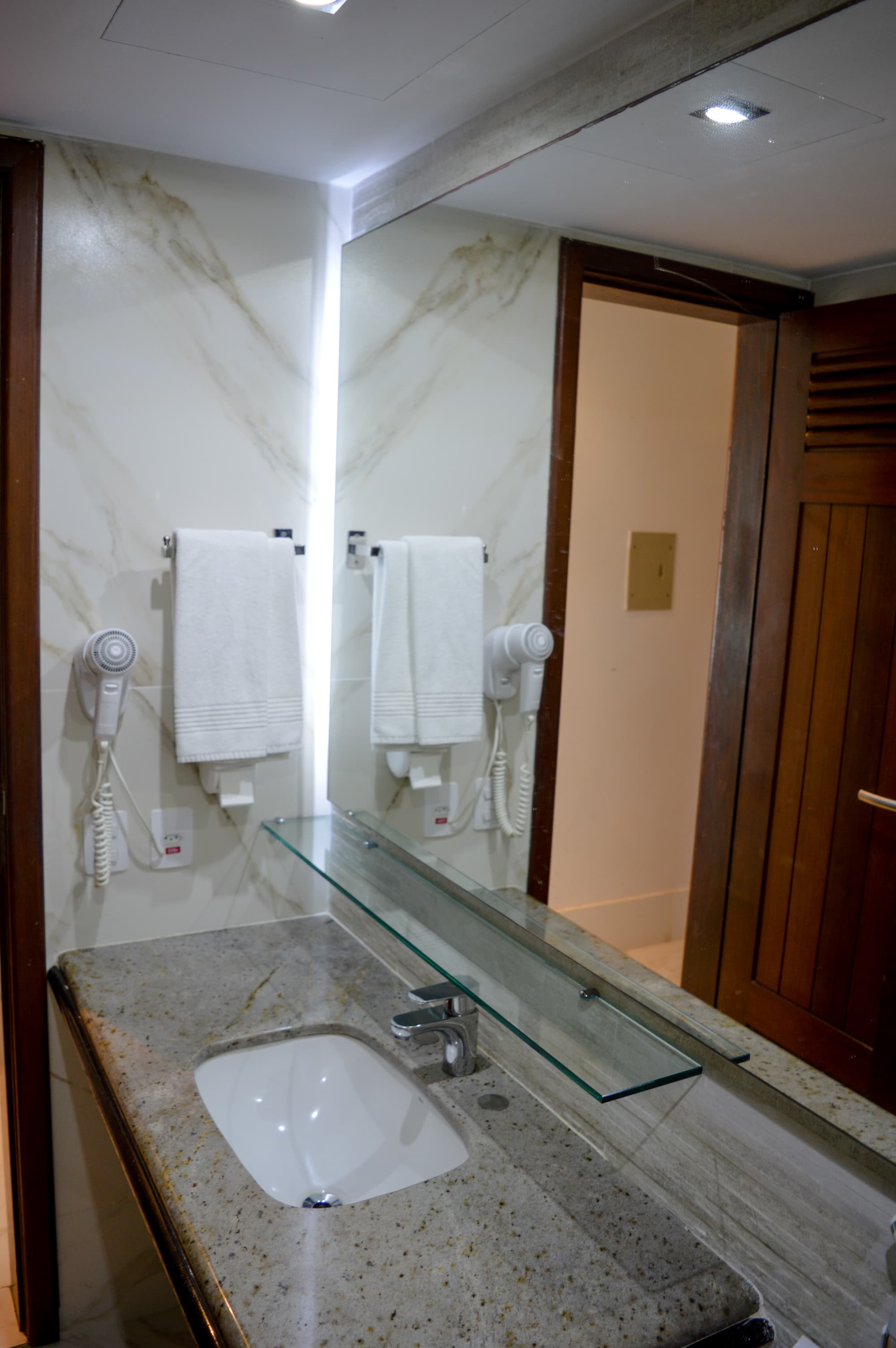 Visual Praia Hotel, Room