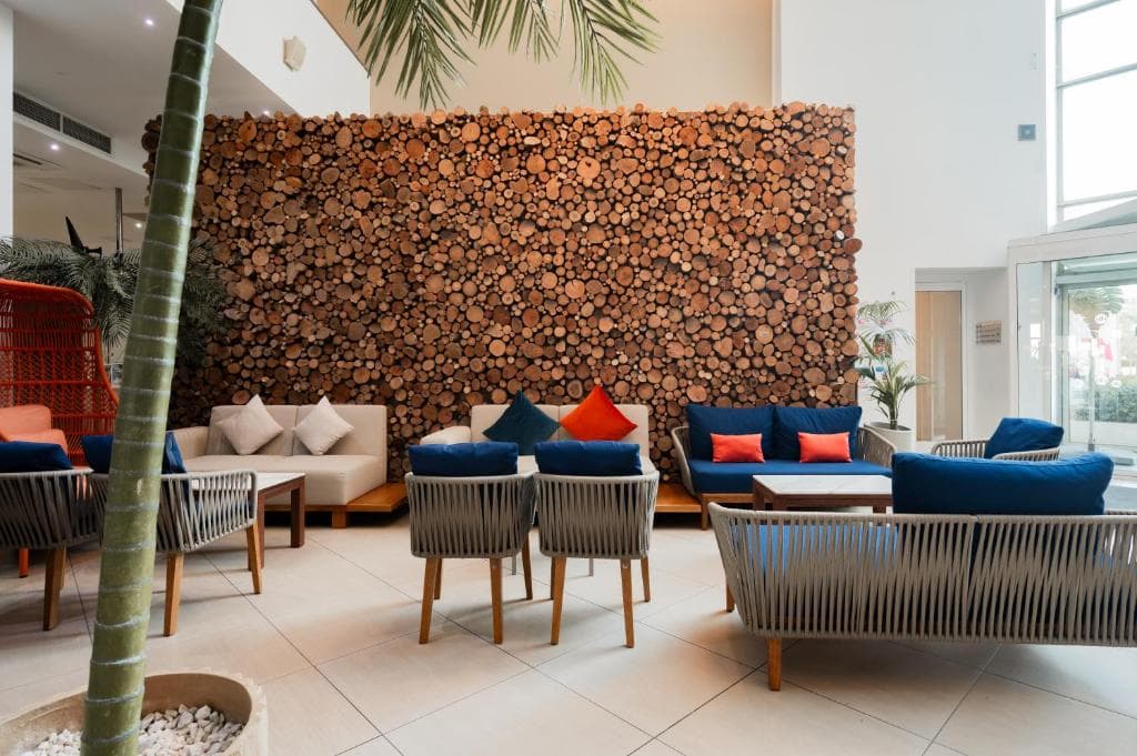 db Seabank Resort + Spa – All Inclusive, Lobby