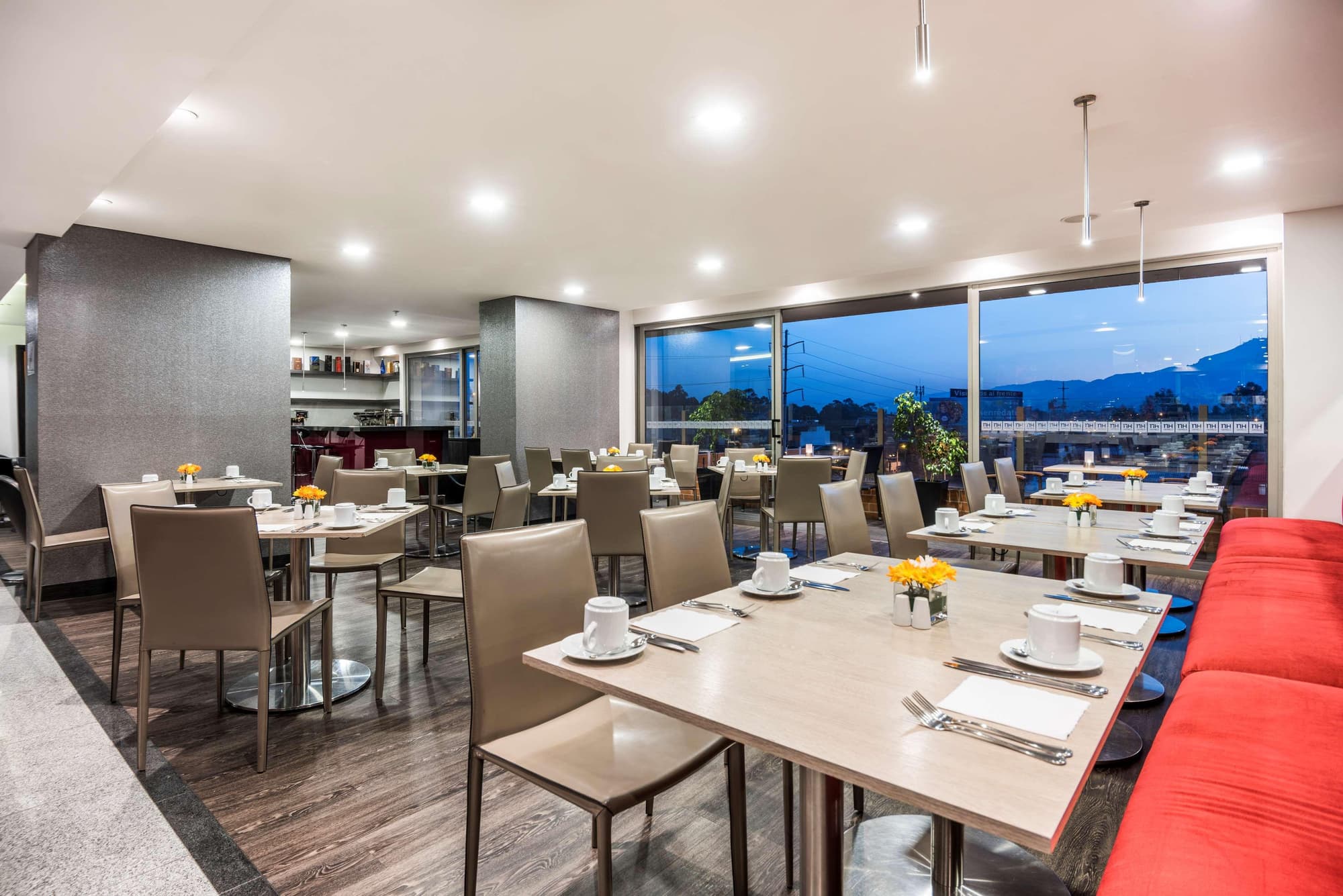 NH Bogotá Urban 26 Royal, Restaurant