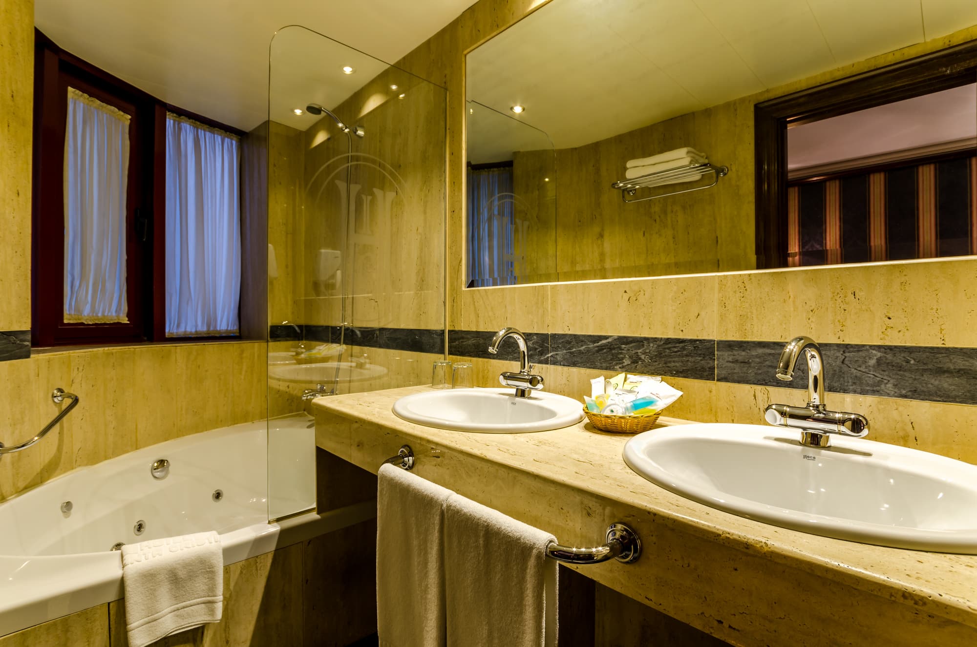 Infanta Cristina, Room