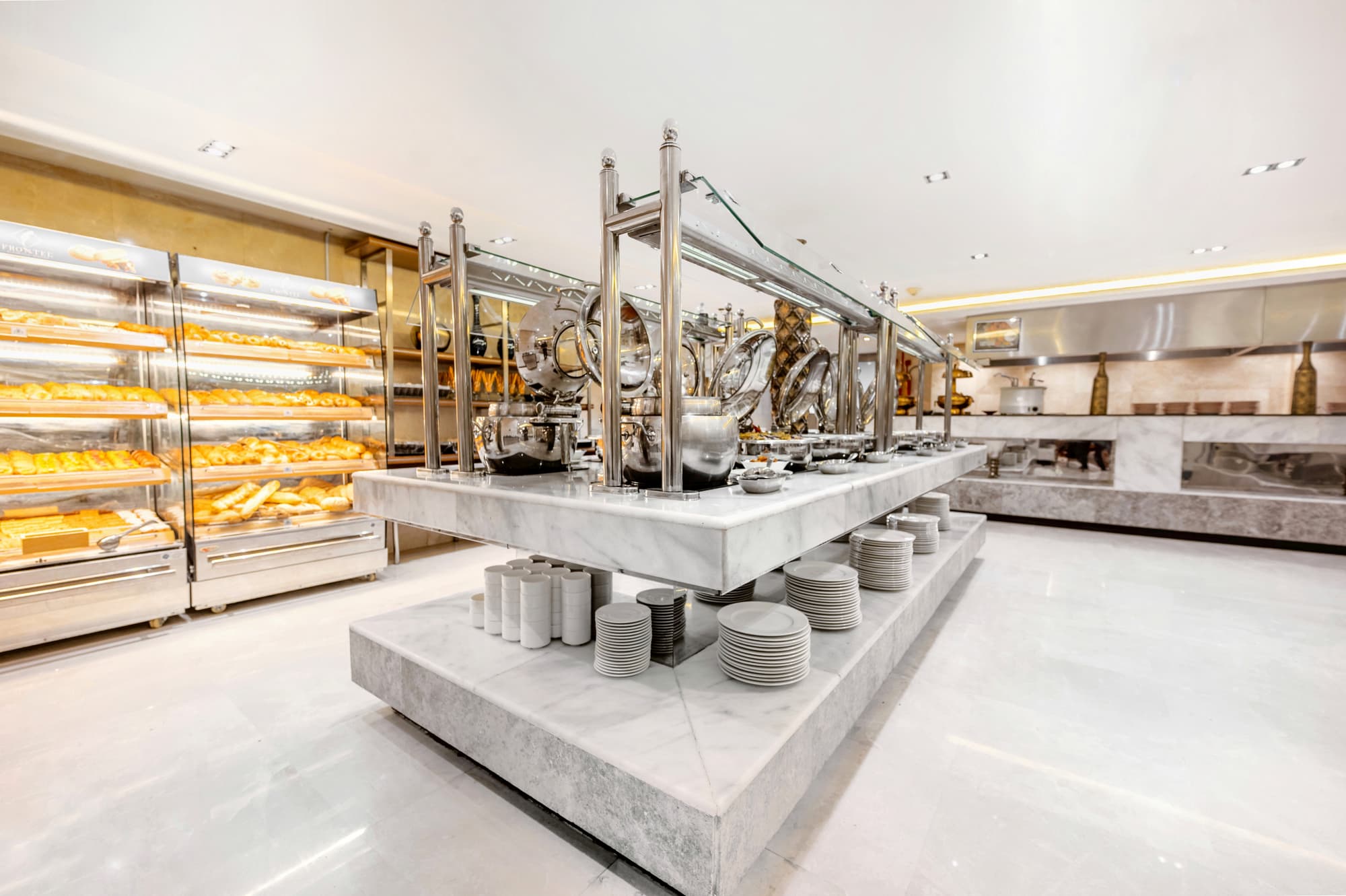 Frontel Al Harithia EX Majlis Grand, Restaurant