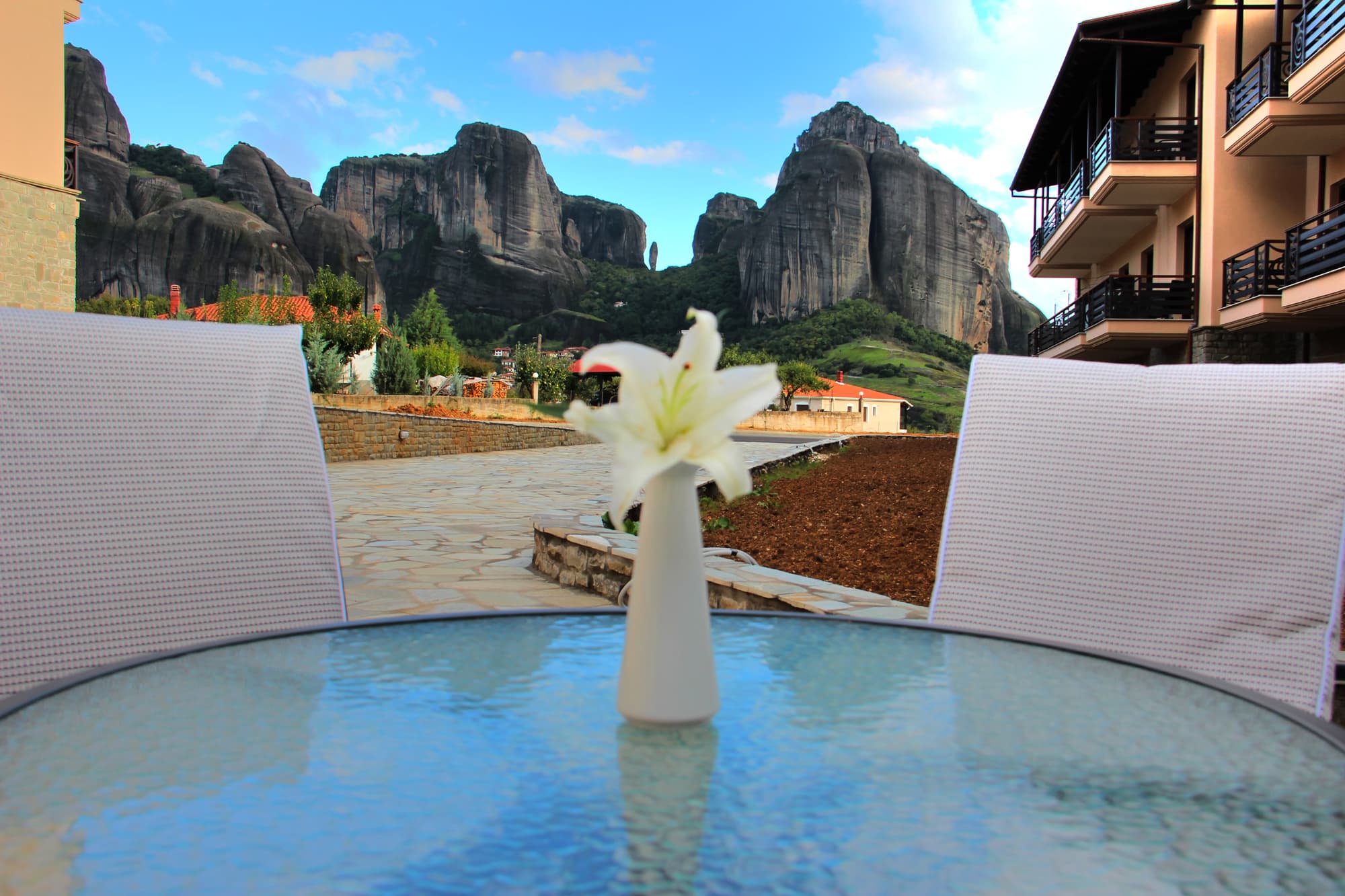 Grand Meteora, Terrace