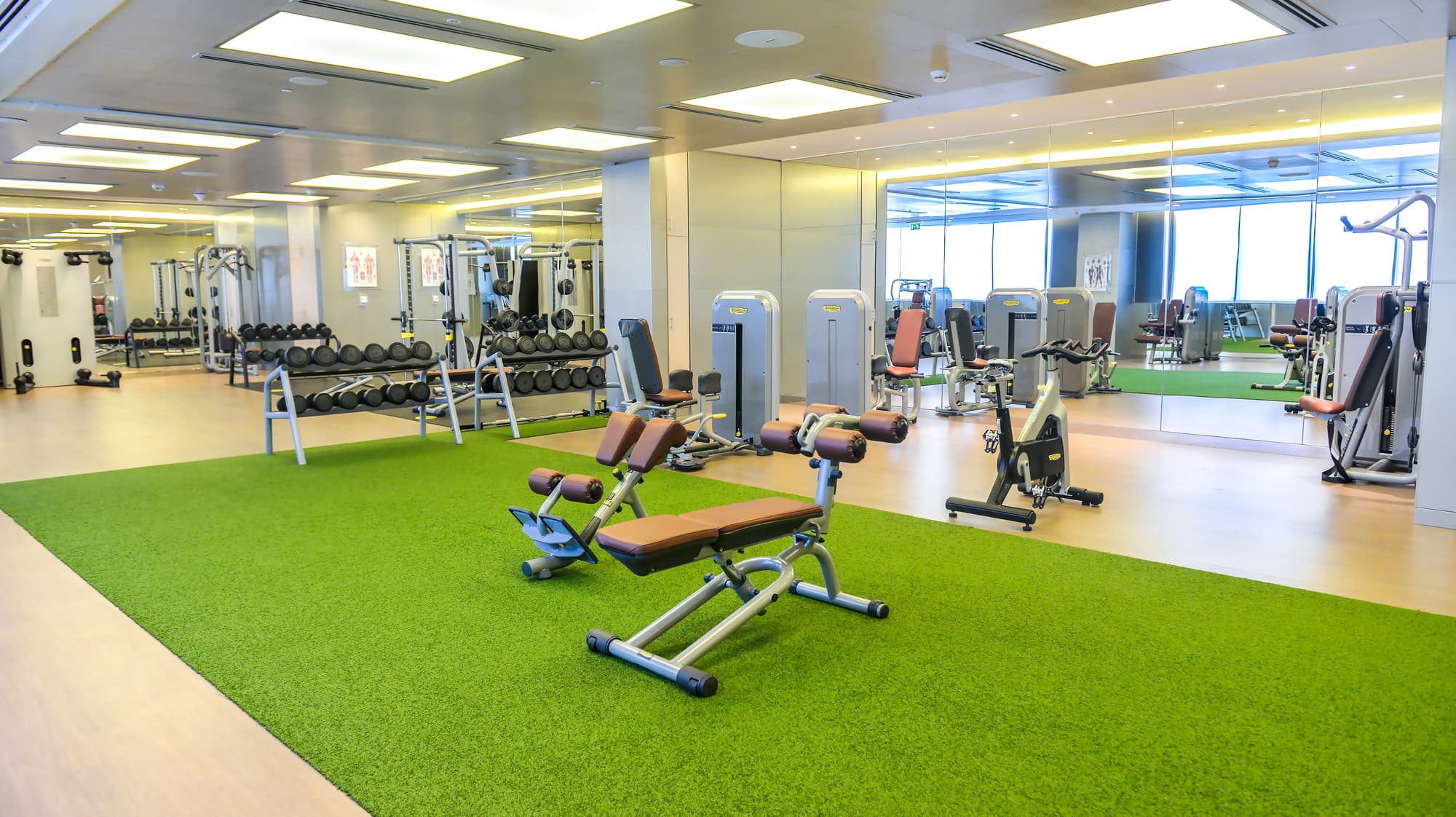 Hyatt Regency Creek Heights Residences, Sports and Entertainment