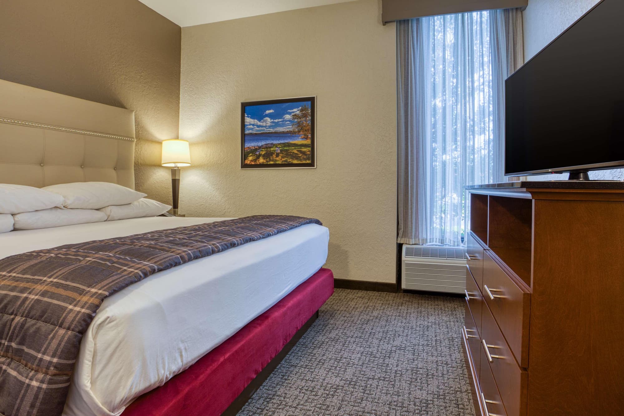 Drury Inn Suites St Louis Fairview Heights, Room