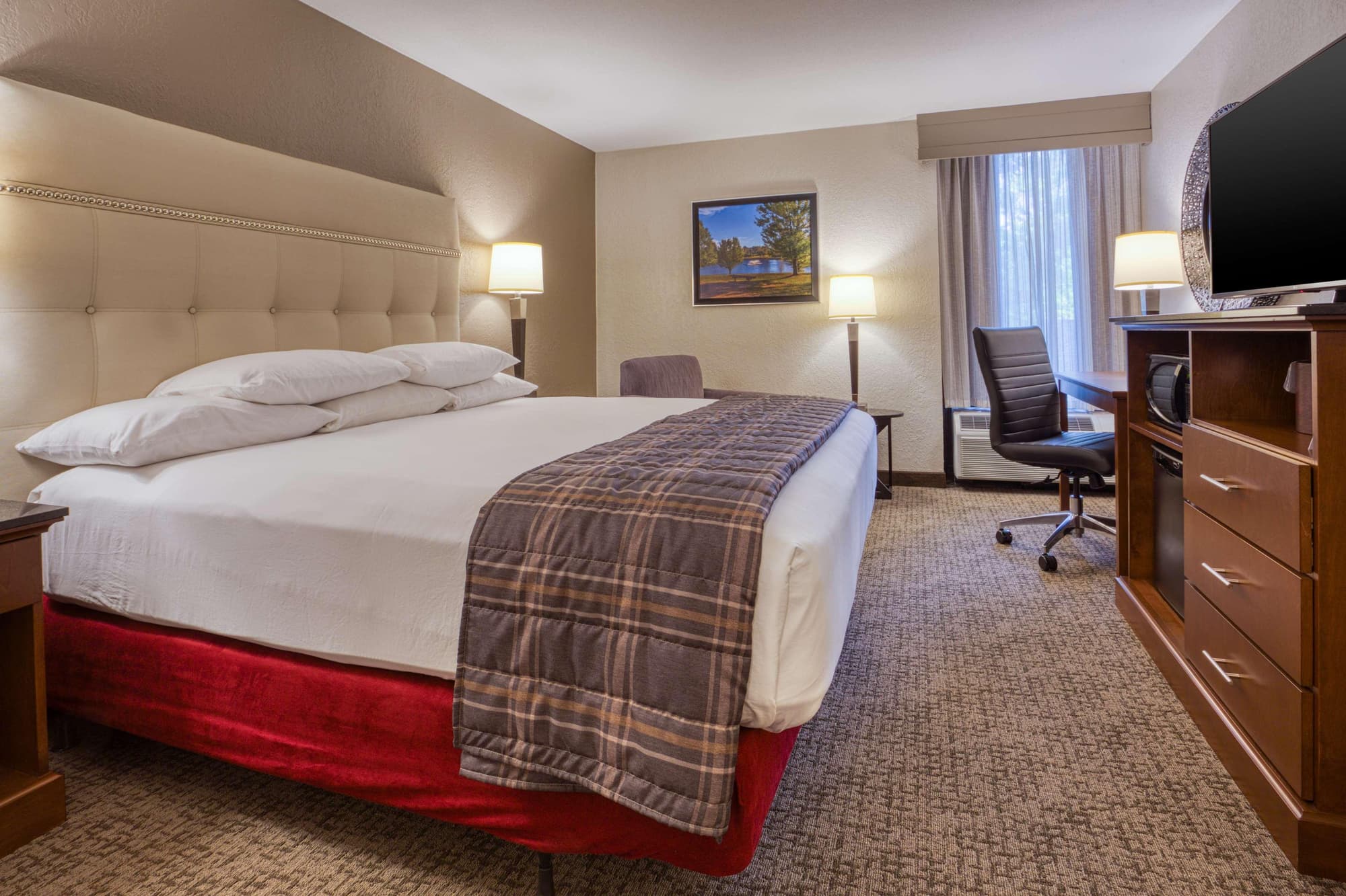 Drury Inn Suites St Louis Fairview Heights, Room