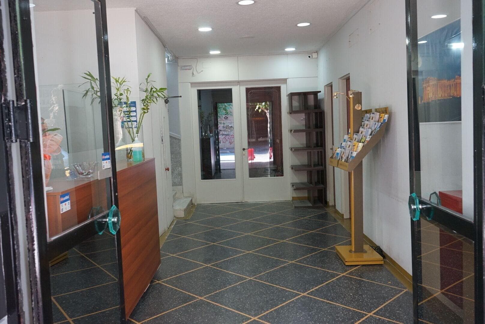 Orpheus Hotel, Lobby