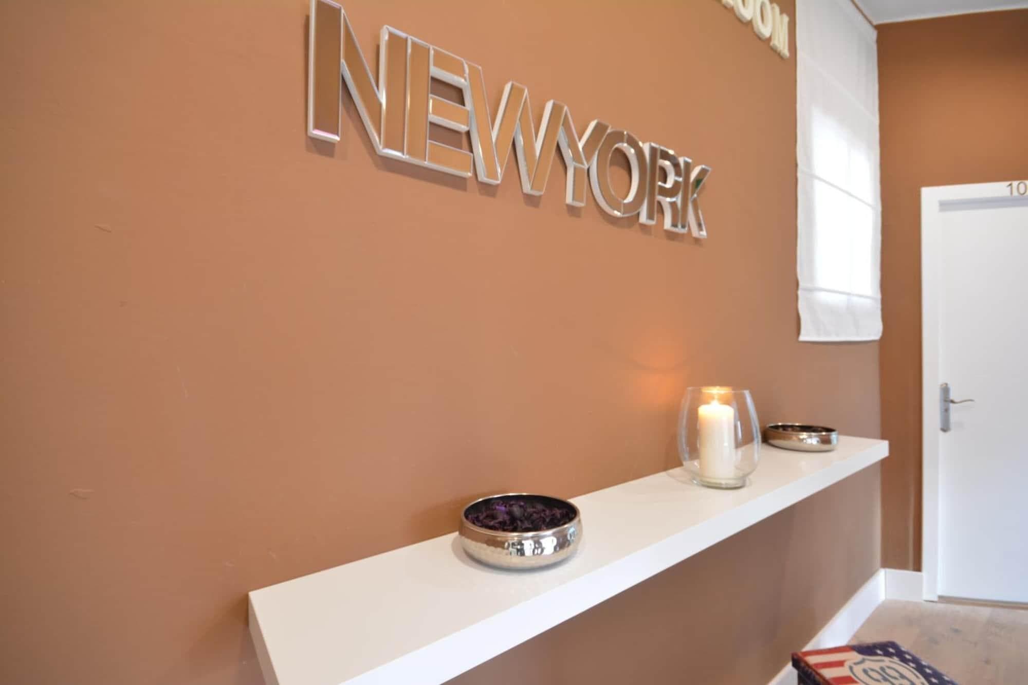 City Room Las Palmas, Lobby