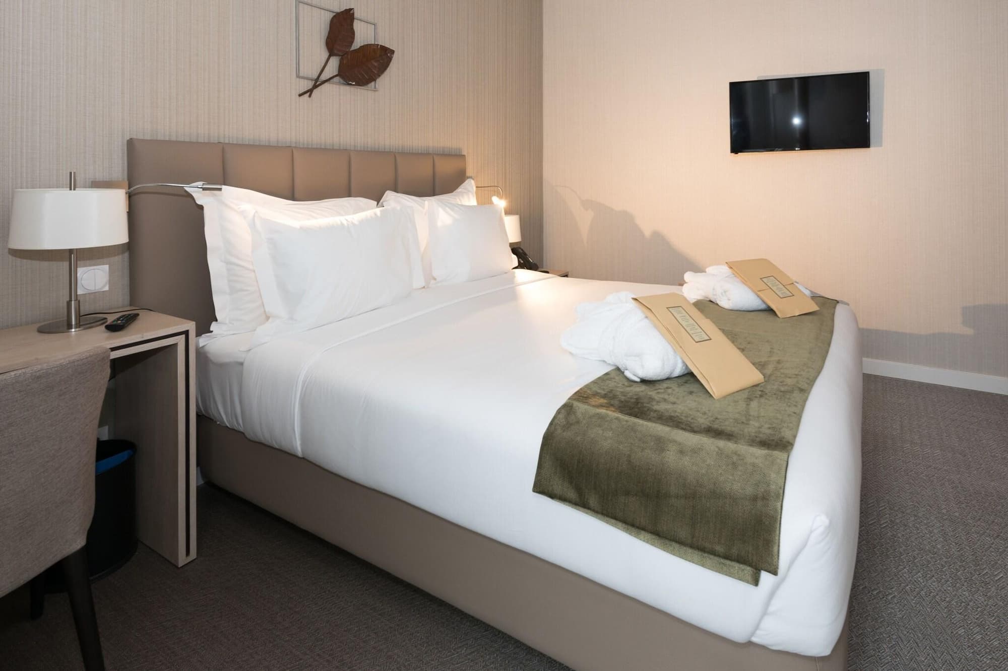 OMID Boutique Hotel