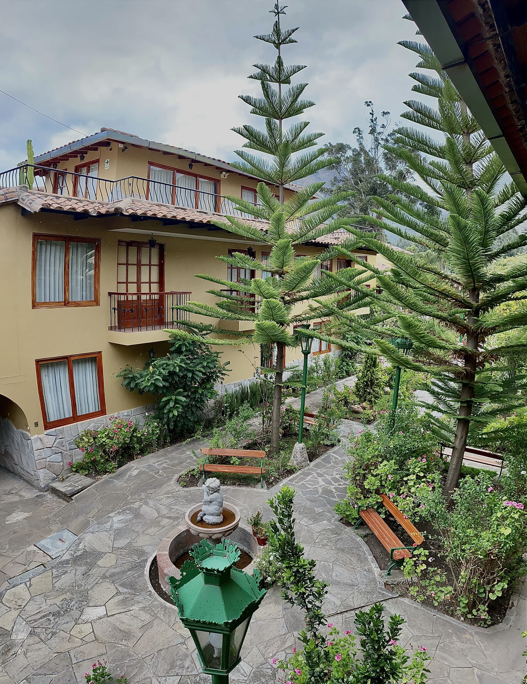 Hotel Mabey Urubamba, General view
