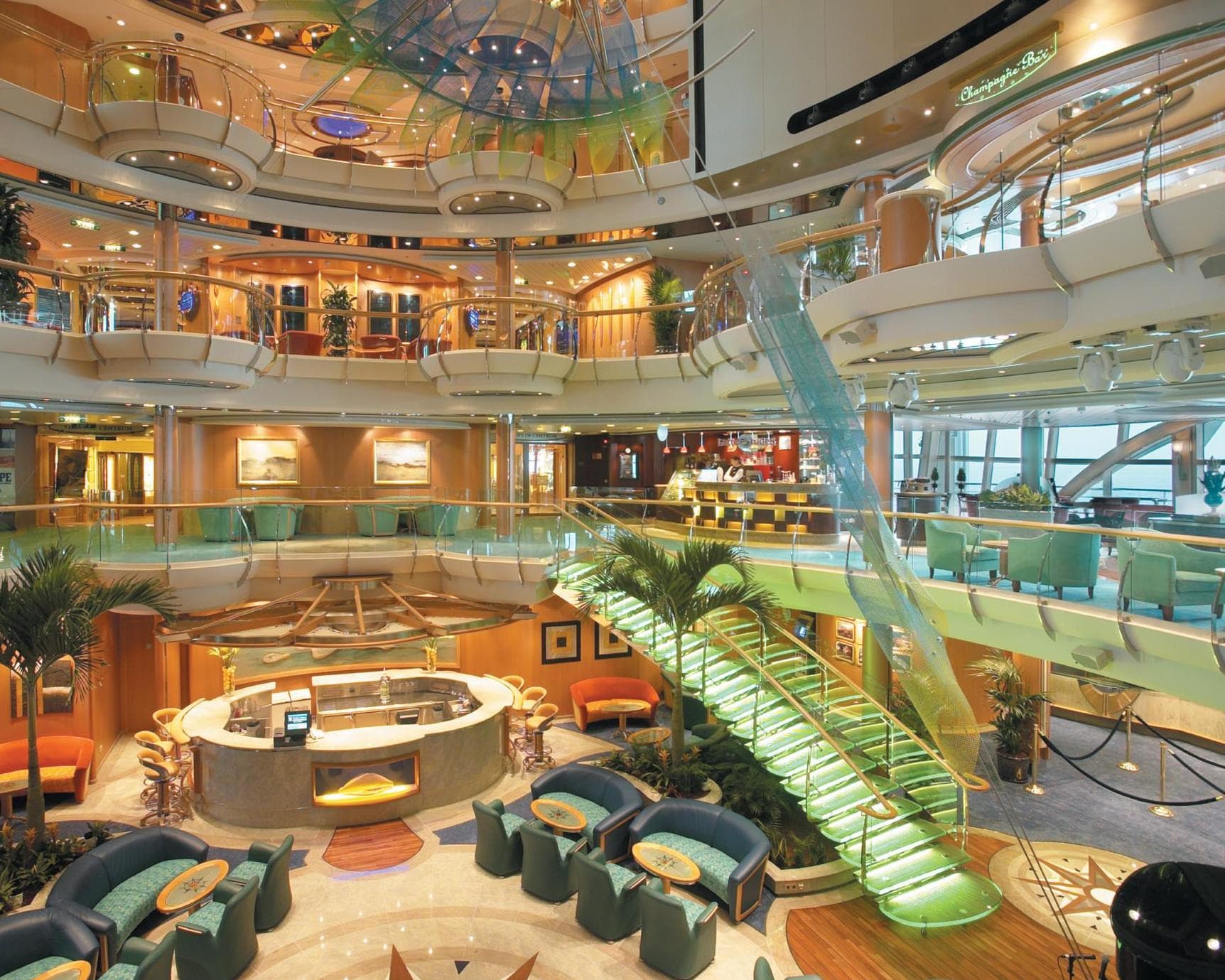 CARIBE ¡SIN VISA! - SERENADE OF THE SEAS