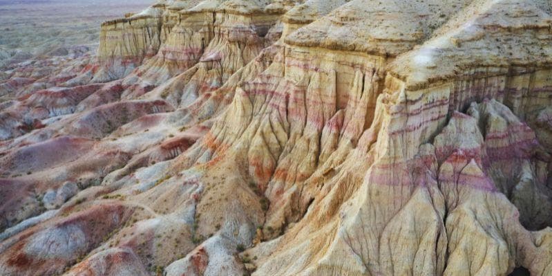 BAGA GAZRYN CHULUU/TSAGAAN SUVRAGA