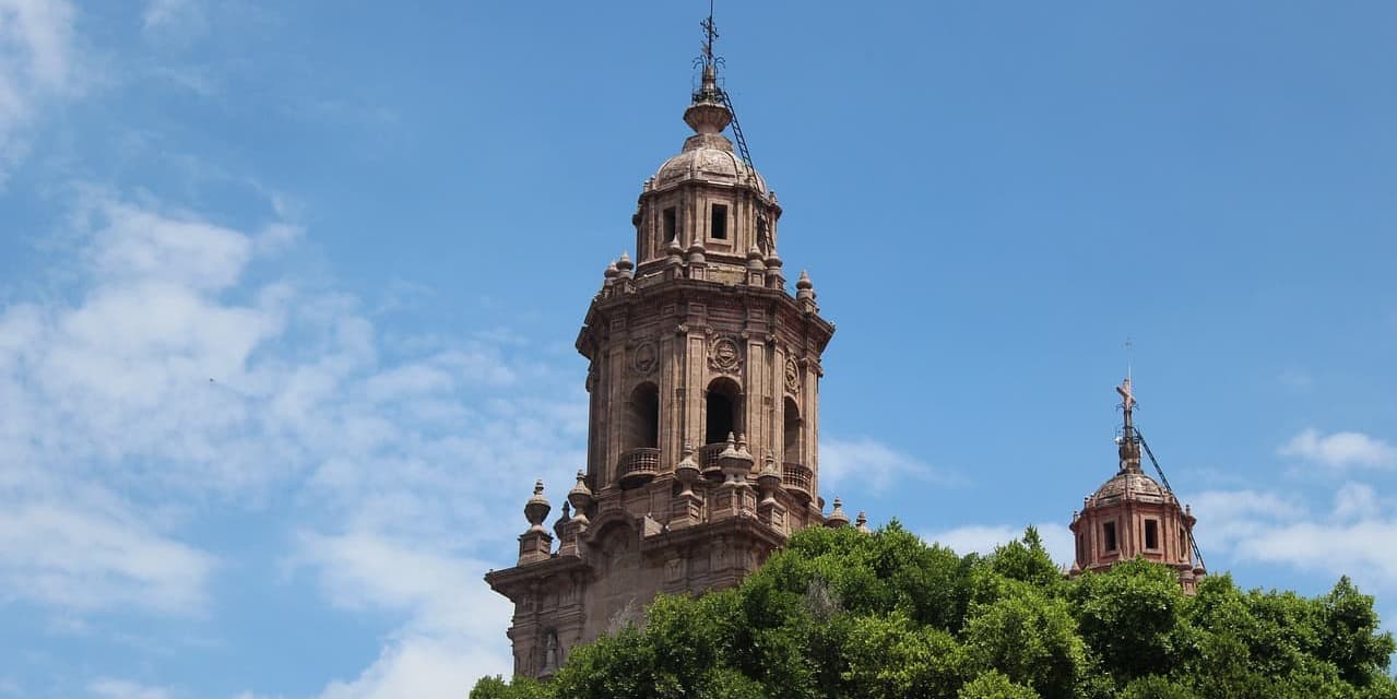 4° giorno – Mercoledì  Morelia / Citta’ del Messico  (295 km)