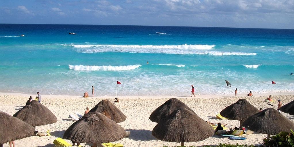 Arrival in the city of Cancún. 