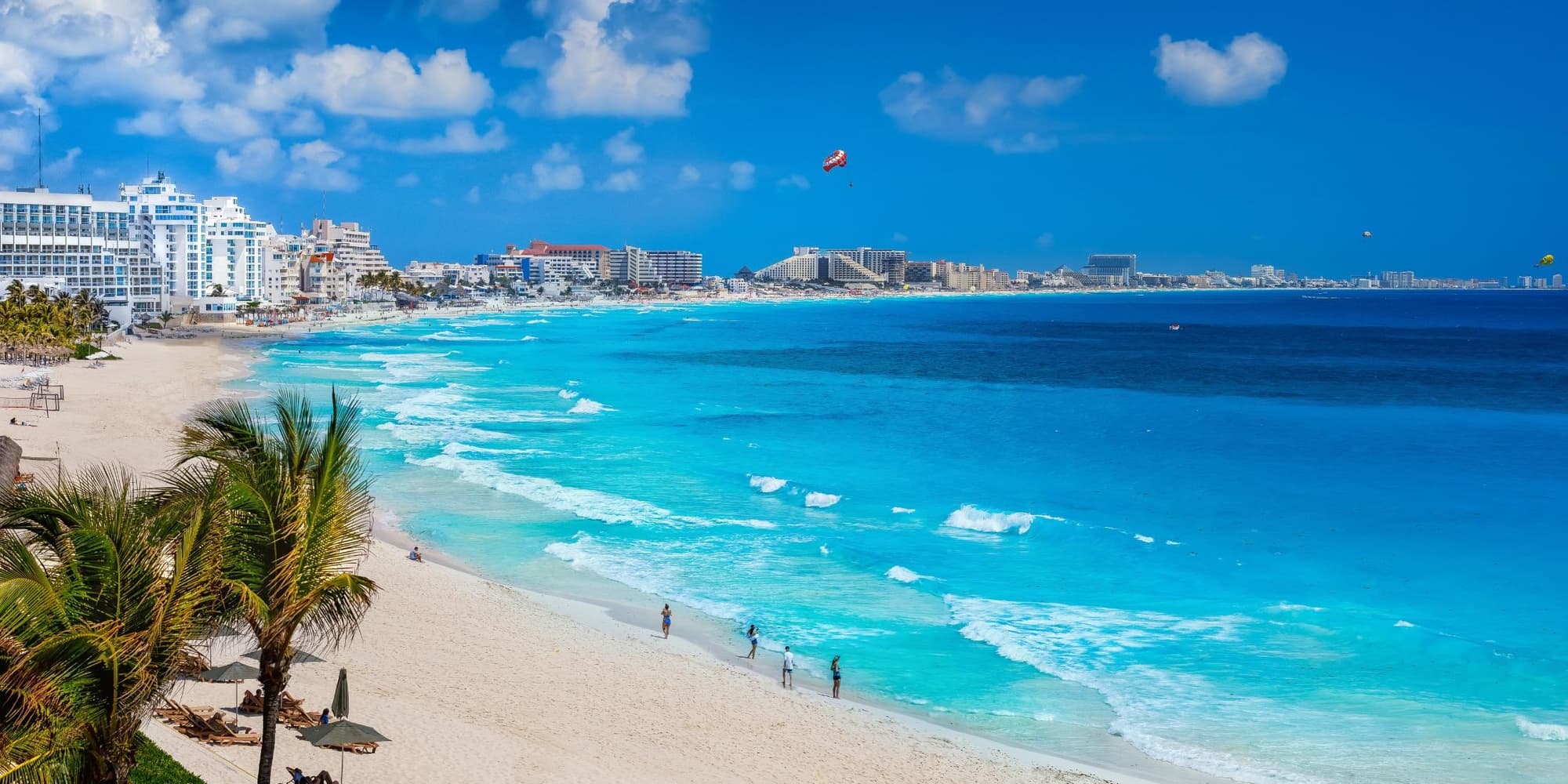 Return to the hotel in Cancún